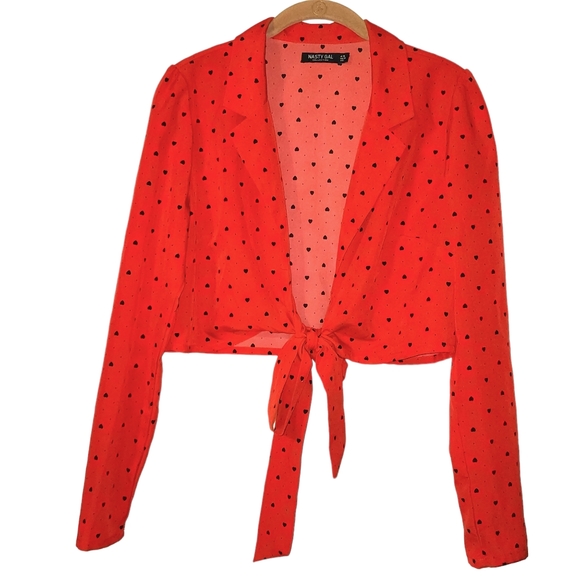 Nasty Gal Tops - Nasty Gal Heart Print Tie Front Cropped Top
